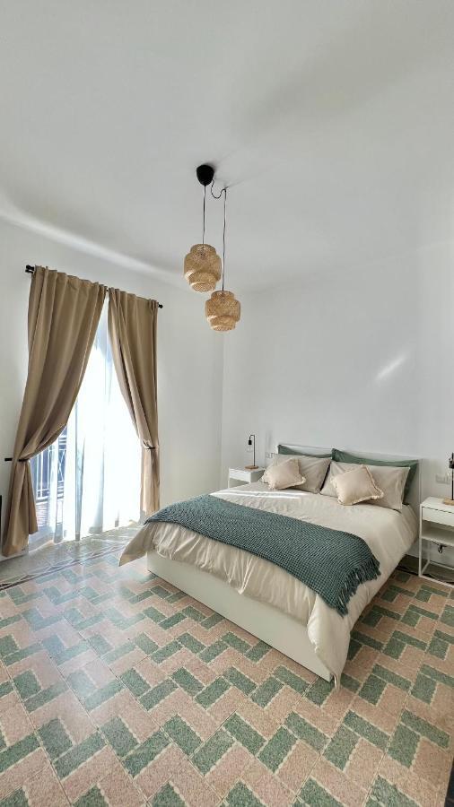 Dimora Al Campanile Bed & Breakfast Sannicandro di Bari Ngoại thất bức ảnh